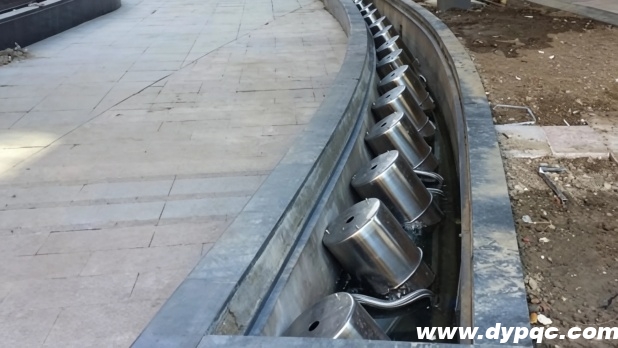 波光跳泉喷头安装现场